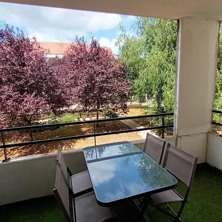 Apartment Charming 3-star Furnished Tourist In *