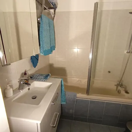 Apartment Charming 3-star Furnished Tourist In *
